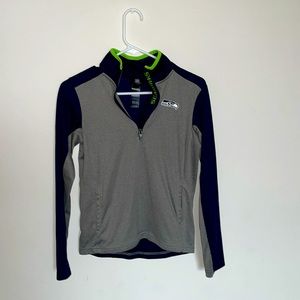 This NFL Seattle Seahawks sweater is youth medium